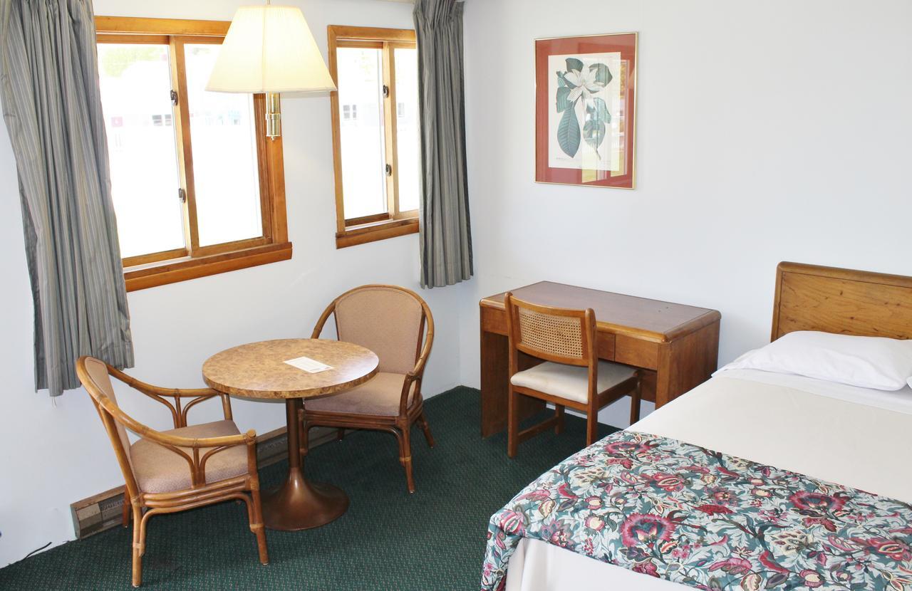 Barberry Court Motel &Cabins Lake George Exteriör bild