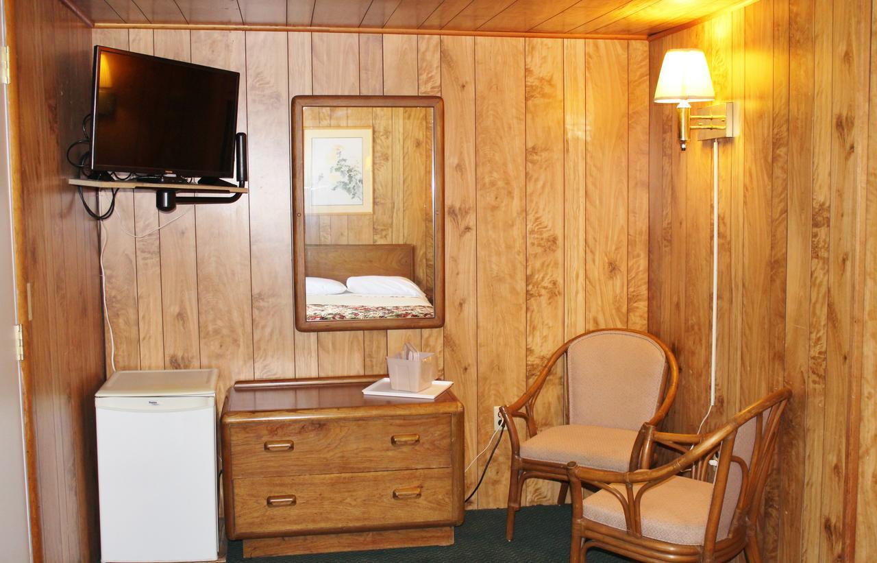 Barberry Court Motel &Cabins Lake George Exteriör bild